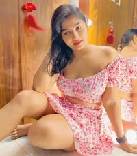 Independent Yashika With Big Boobs And Hotel Service